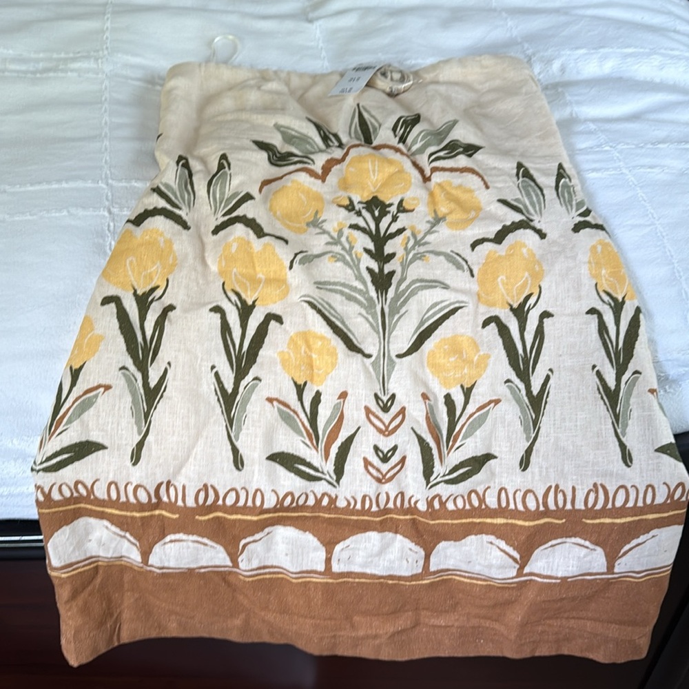 A&F Scarlett Strapless Linen-Blend Skort - Picture 4 of 4